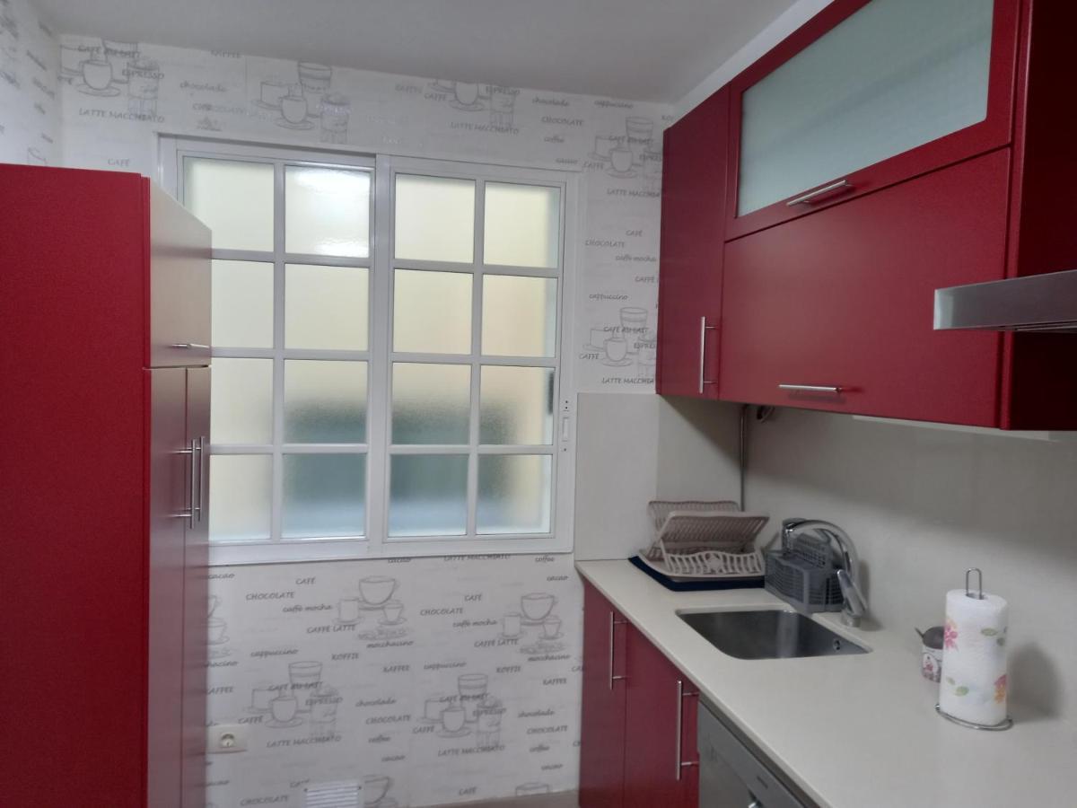 Apartamento A 350 Metros De La Playa Pobra Do Caraminal Exteriör bild